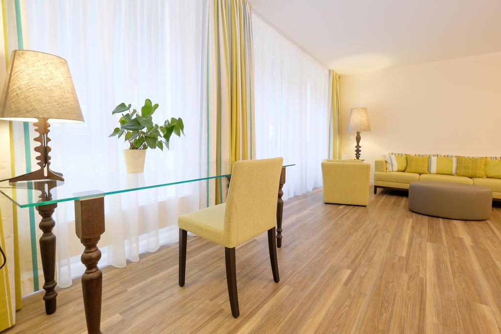 Hotel Baeren Titisee Екстер'єр фото