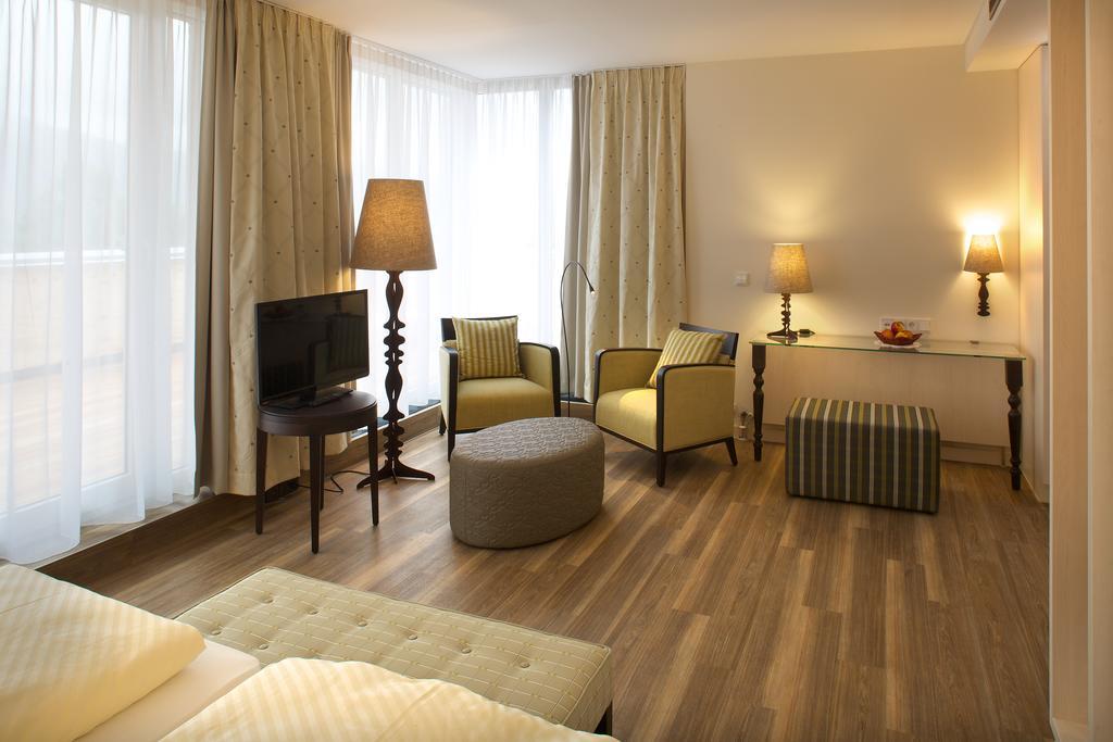 Hotel Baeren Titisee Екстер'єр фото