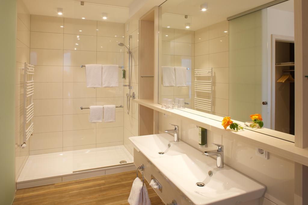 Hotel Baeren Titisee Екстер'єр фото